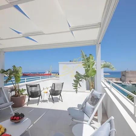 Td Palazzo Maris Townhouse With Sea View