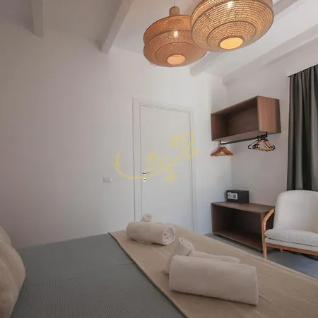 Td Palazzo Maris Townhouse With Sea View